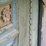 Close-up of one of the doors.
